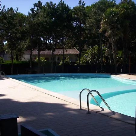 Villa Ranch Club *